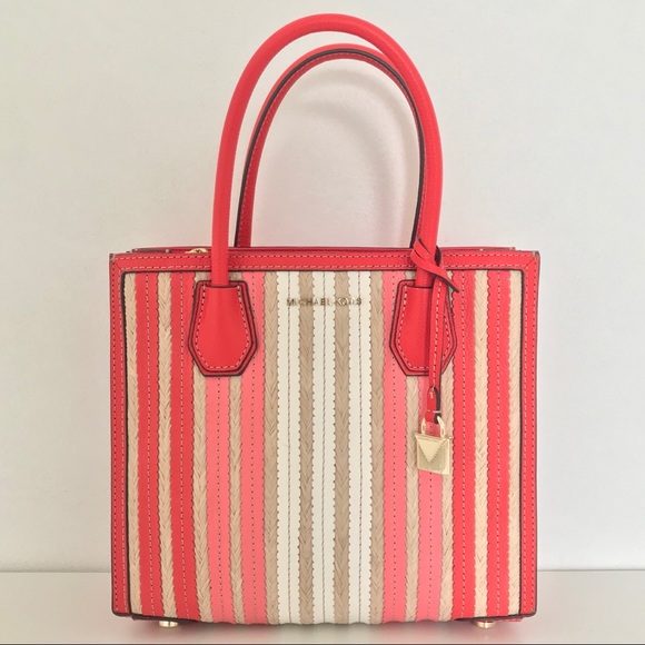 Michael Kors Handbags - (NWT) Michael Kors Mercer Accordion Tote